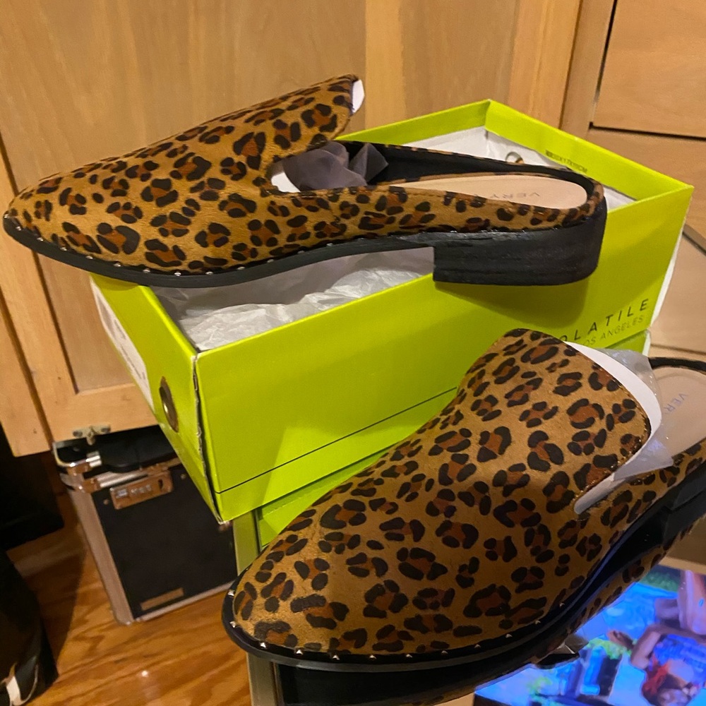 Very Volatile - Size 9 - Picture 8 of 13